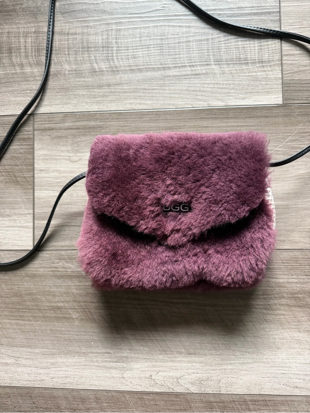 UGG Women's Plum Shearling Crossbody Bag